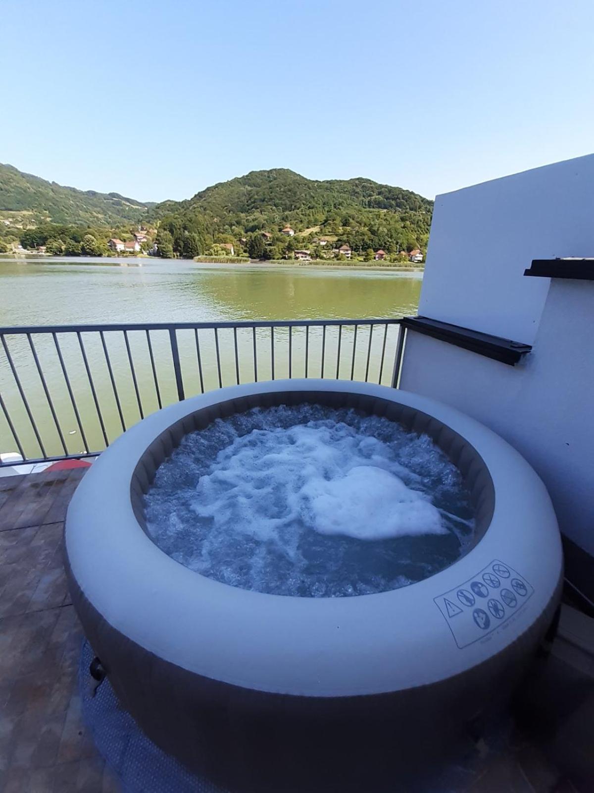 Vila Oaza - Zvornicko Jezero Zvornik Kültér fotó