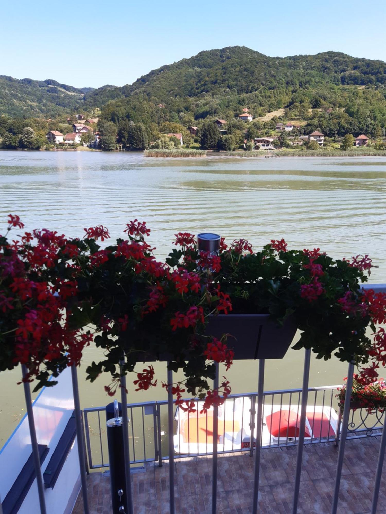 Vila Oaza - Zvornicko Jezero Zvornik Kültér fotó